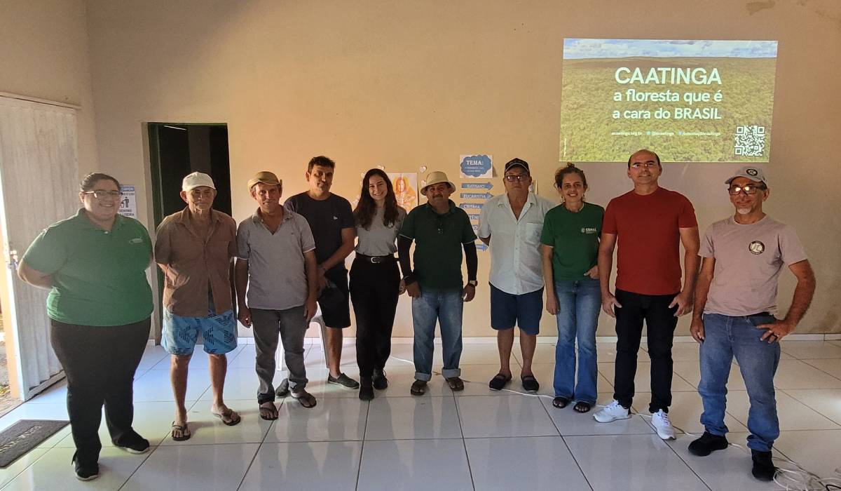 Comunidades carnaubeiras de Granja, no Ceará, recebem visita da Associação Caatinga para construção coletiva de boas práticas