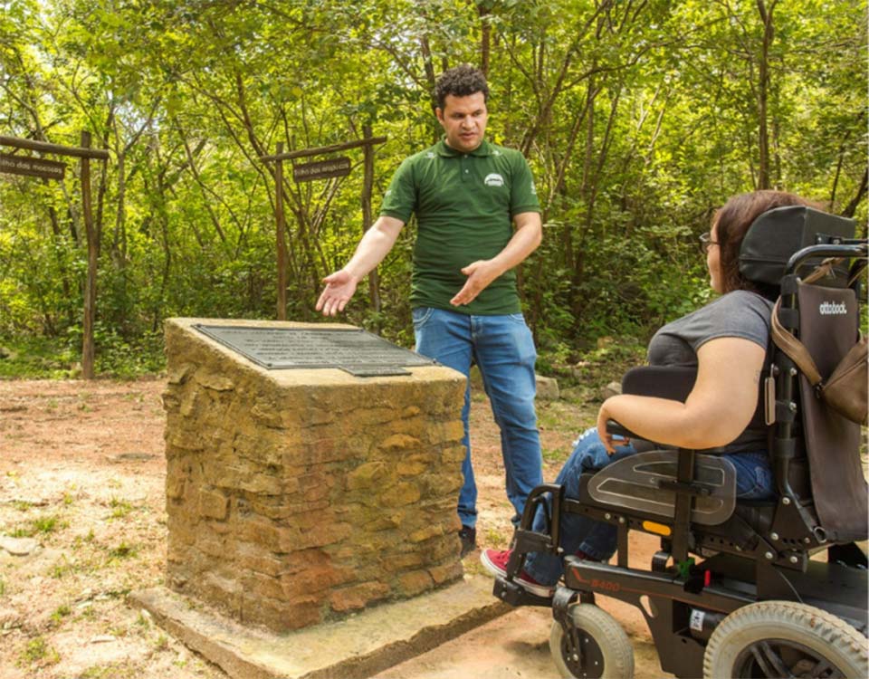 Adaptações ampliam acesso de pessoas com dificuldades de locomoção nas trilhas da Reserva Natural Serra das Almas