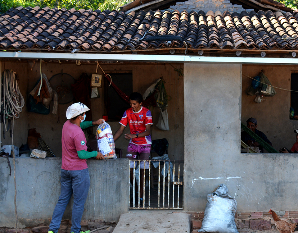 AC entrega 4 mil cestas básicas em 65 comunidades rurais do Ceará e do Piauí